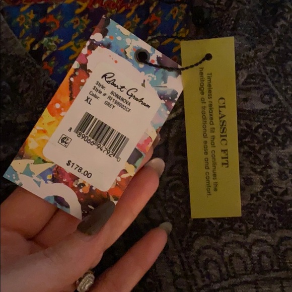 Robert Graham sweater - Picture 4 of 5